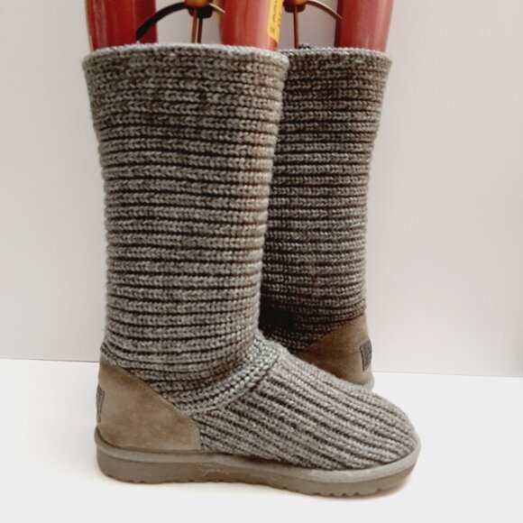 UGG Classic Cardy Boots 2-Button Tall / Fold-Over Knit Grey Sz 5 - Picture 11 of 16